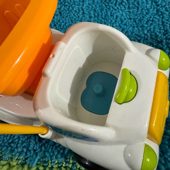 Colorful Kids Toy Car with Antenna - Picture 5 of 8